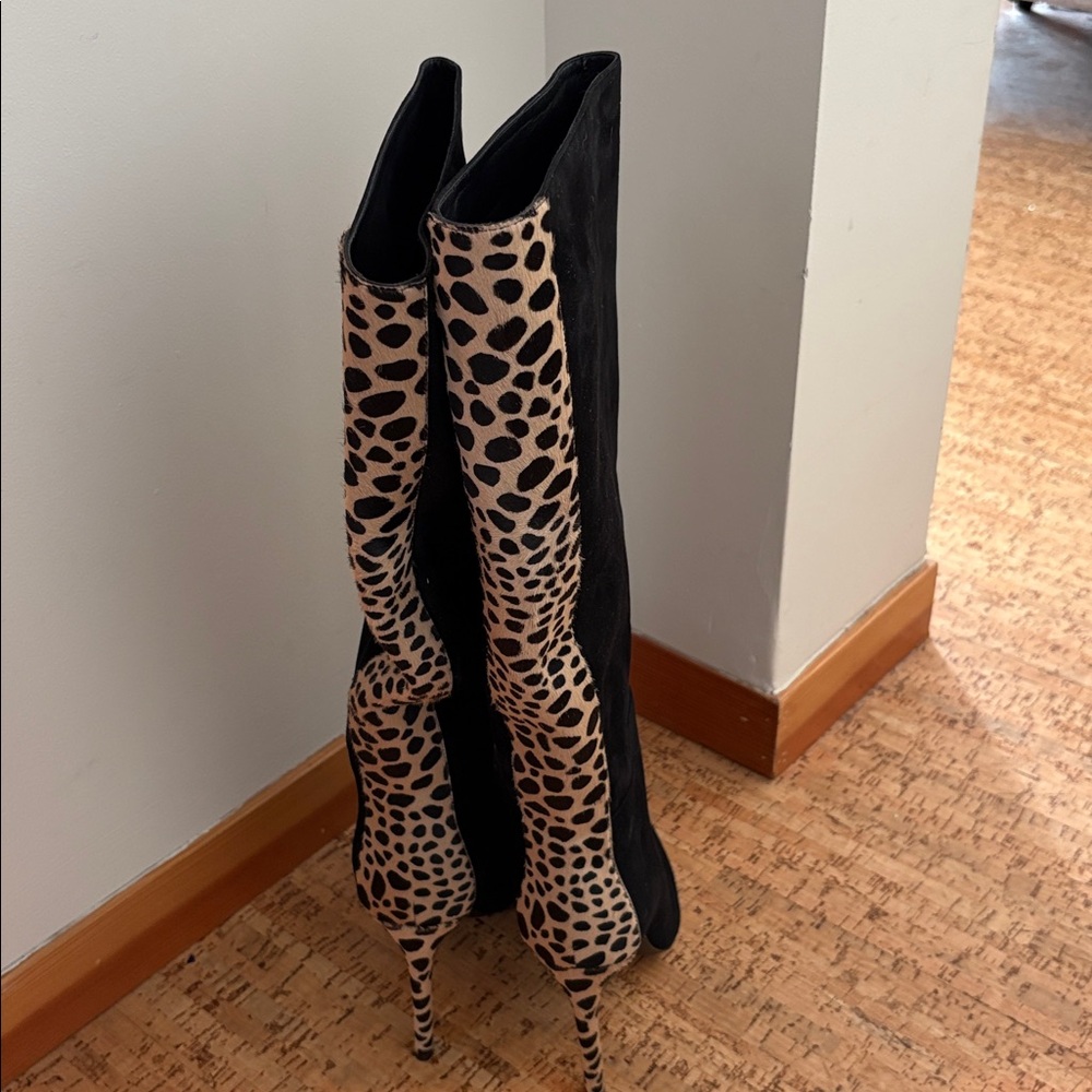 Giuseppe Zanotti Amal Feline Pointed-Toe Boots - Picture 4 of 5